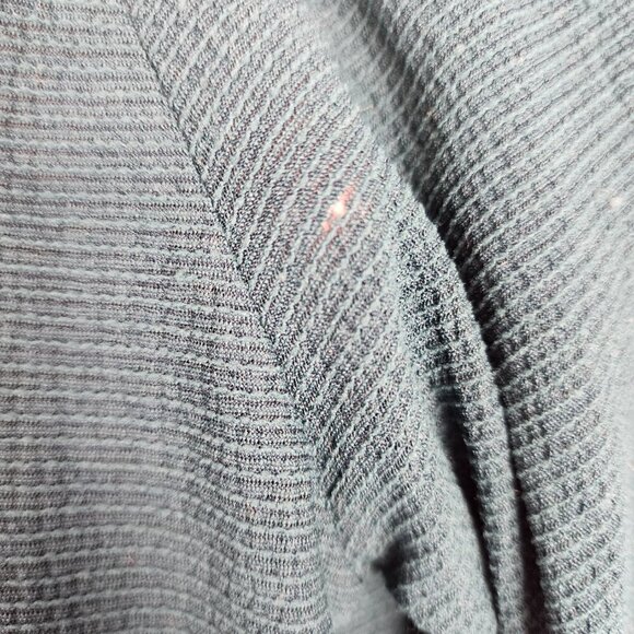 Mandee Off the Shoulder Ruffle Sleeve and Hem Top M - Picture 7 of 7